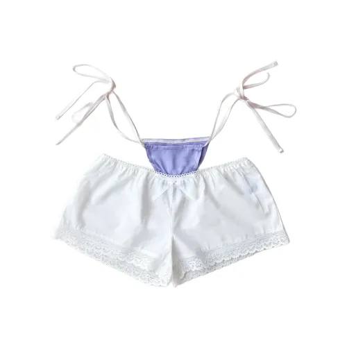 Praying Casual Shorts Women's White