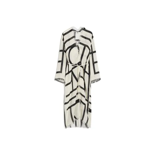TOTEME Quilted Long Sleeved Jacket