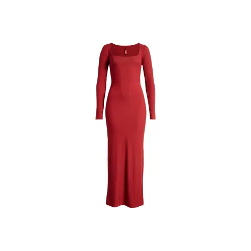 SKIMS SOFT LOUNGE LONG SLEEVE DRESS Long Sleeved Dress Women's Brick Red/BRICK