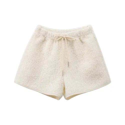 Ya Sheep People Casual Shorts Women's White