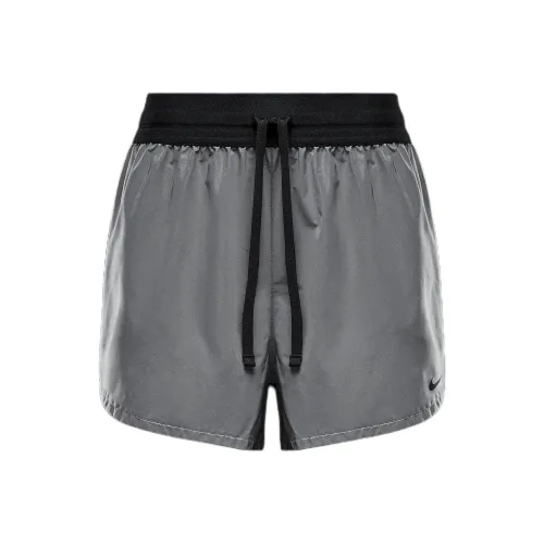 Nike Running Division Women's 3' Unlined Reflective Running Shorts