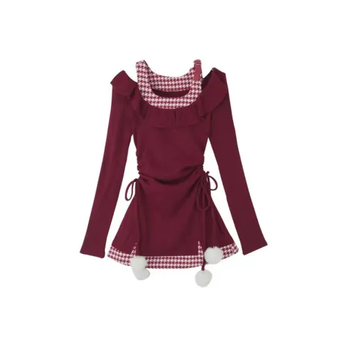 Lookinto Long Sleeved Dresses Women's Red