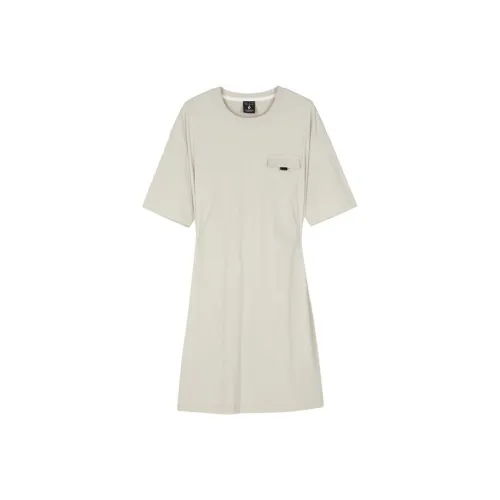 Skechers Mountain And Wild Outdoor Series Short Sleeved Dresses Women's Silver Gray