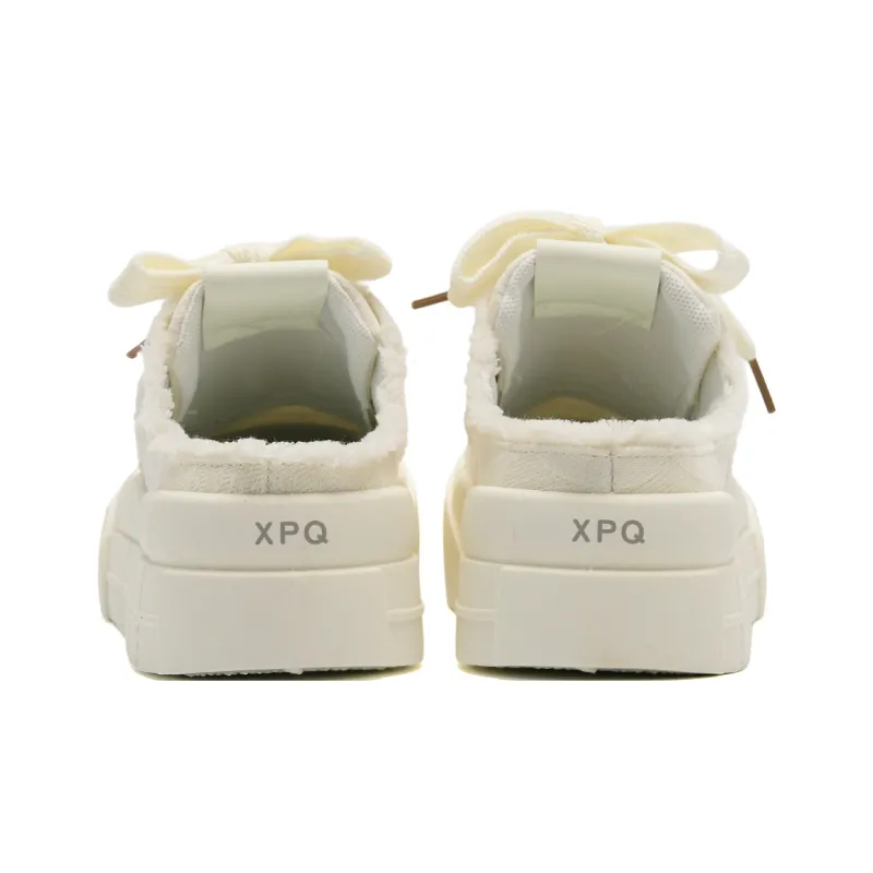 XPQ Slip Resistant Odor Resistant Closed Toe Slippers Women's Chanel Inspired White-5
