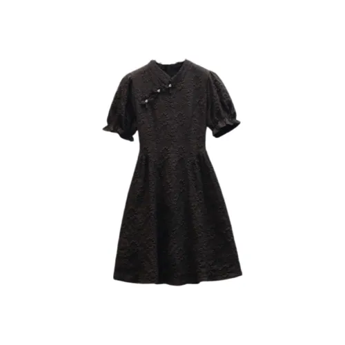 Local Gal Short Sleeved Dresses Women's