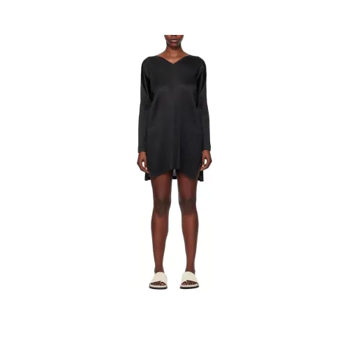 PLEATS PLEASE ISSEY MIYAKE Long Sleeved Dress Women's Black