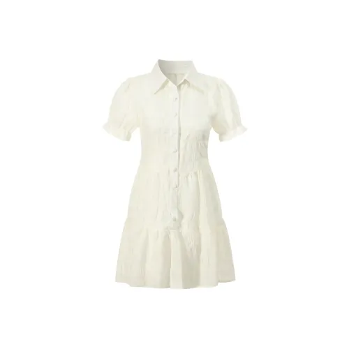 Local Gal Short Sleeved Dress Women's Apricot