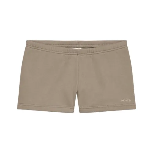 ARITZIA Cozy Sweatfleece Boyfriend Lo-Rise Mini Short Casual Shorts Women's Turner Taupe/Taupe Gray-Brown
