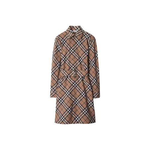 Burberry Long Sleeved Buttoned Checked Shirt