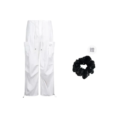 Three Quarters Cargo Pants Women's