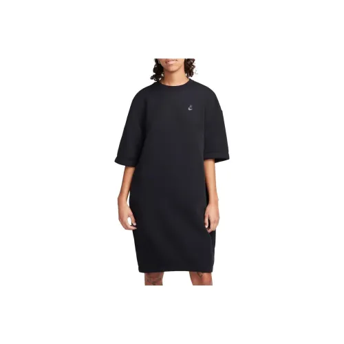 Nike Short Sleeved Dress Women's Black