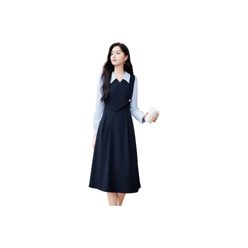Like The Age Of Water Long Sleeved Dress Women's Navy Blue