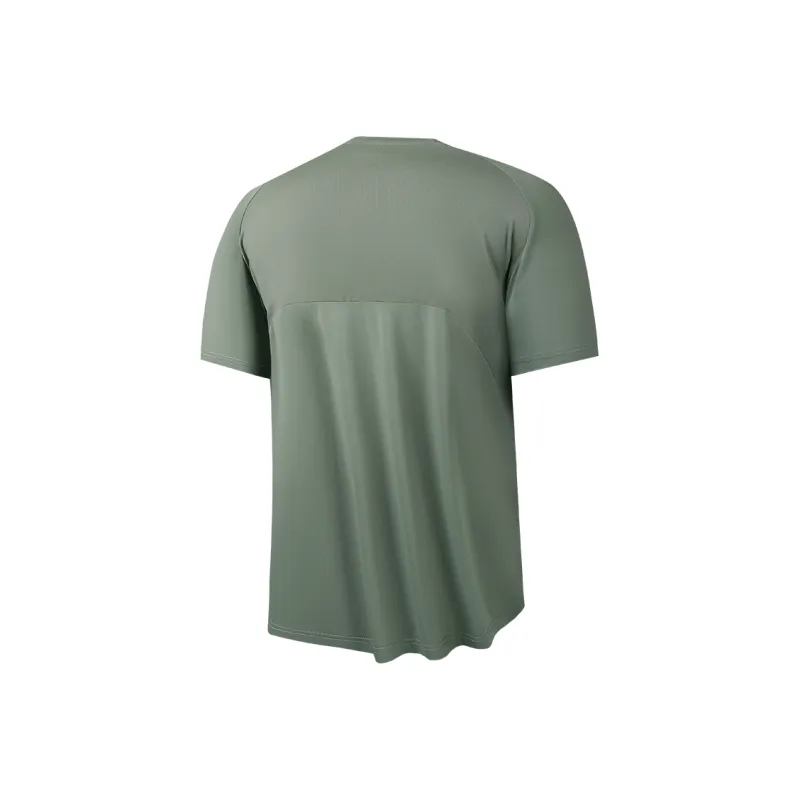 TREK&TRAVEL T Shirts Men-7