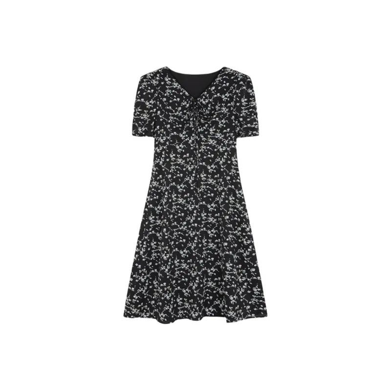 Mo Han Yi Mei Short Sleeved Dress Women's Black With White Floral-0