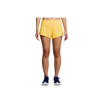 Saucony WOMEN'S OUTPACE 2.5' SPLIT SHORT Casual Shorts Women's Yellow