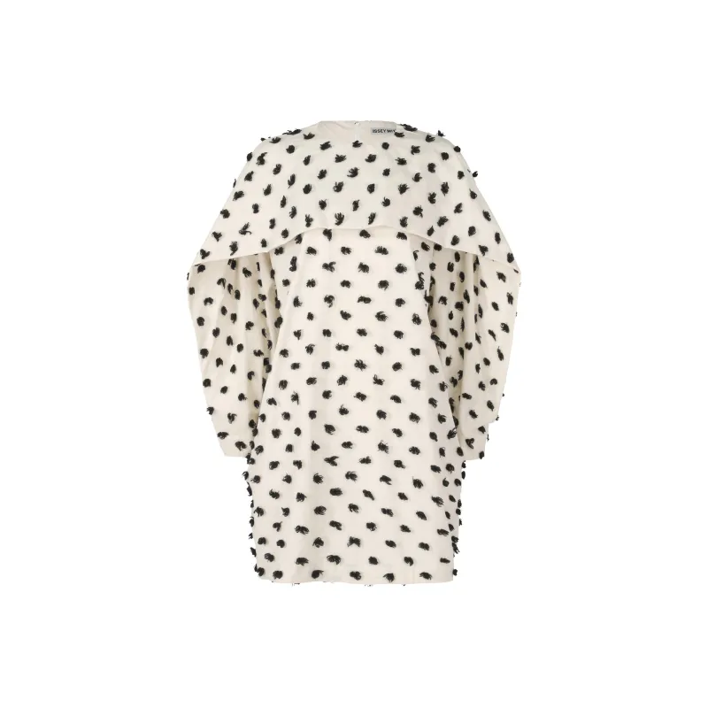 ISSEY MIYAKE Long-Sleeved Dresses Women's White-0