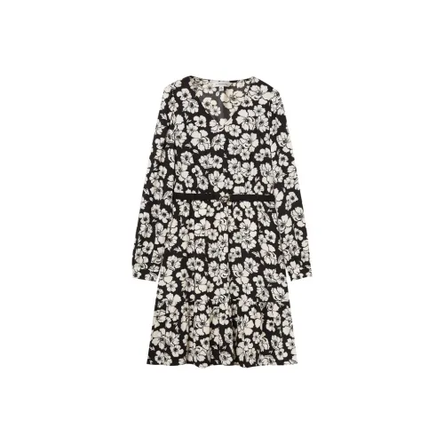SHUIYUNJIAN Long Sleeved Dress Women's Black Floral