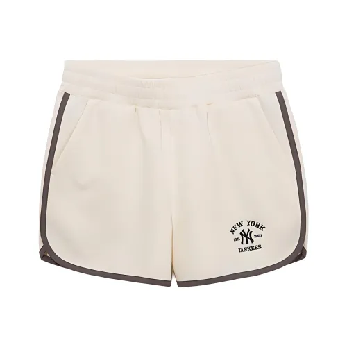 New Era New York Yankees Casual Shorts Women's Ivory White