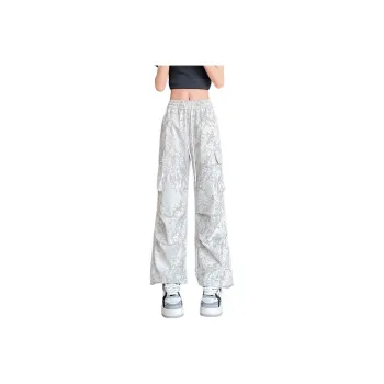 The New Age Family Cargo Pants Women's