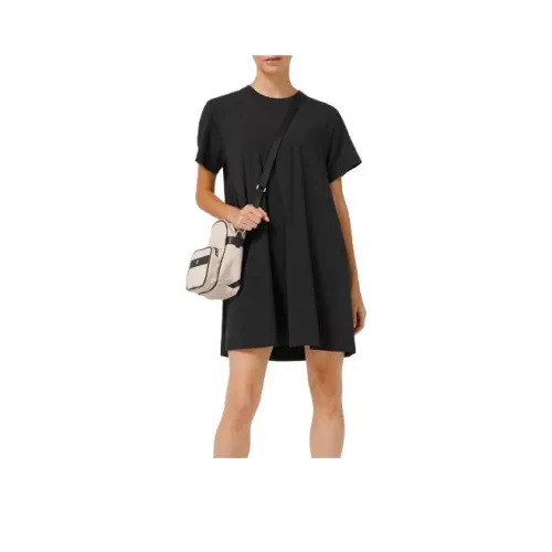 peaked All Yours Short-Sleeved Dresses Women's