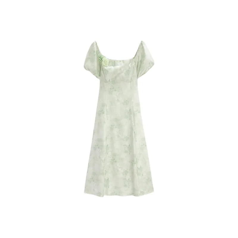 Love To Serve Short Sleeved Dress Women's Green Apricot Blossom-0