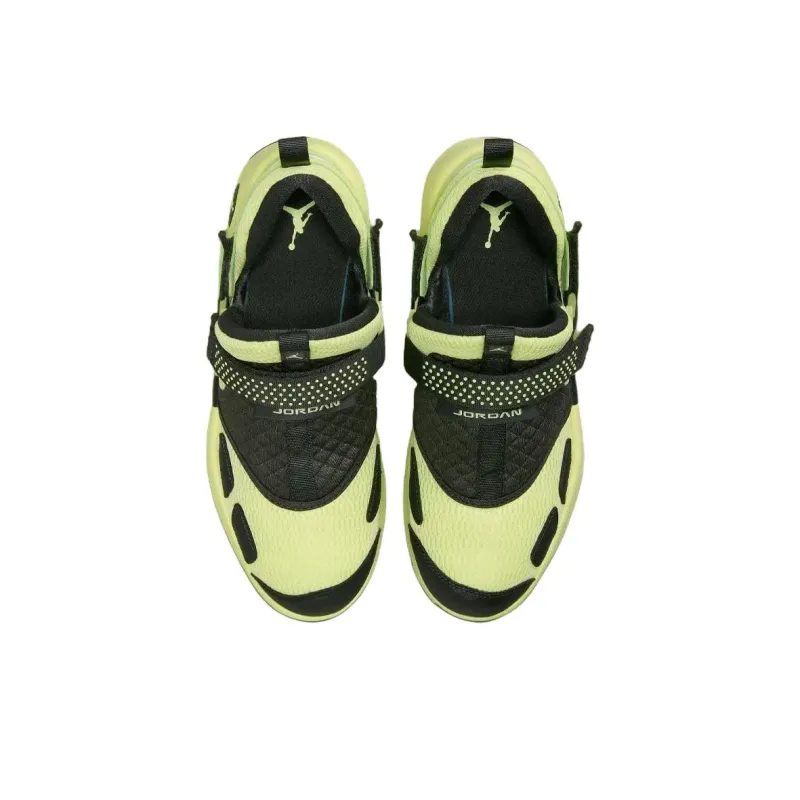 JORDAN Trunner Lx Luminous Green Women's-3