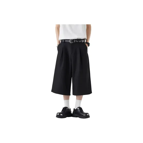 Go It Alone Casual Shorts Unisex