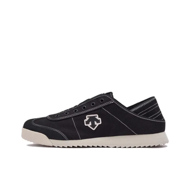 DESCENTE Chron Anti Slip Wear Resistant Low Top Casual Shoes Men's Black-0