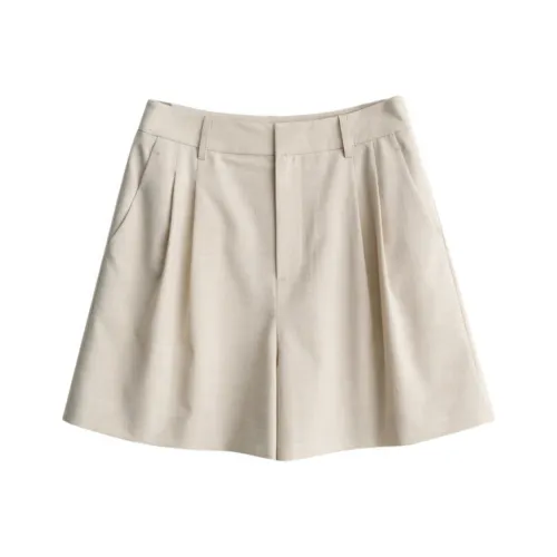 SHALLOW STREAMS Casual Shorts Women's Linen Beige