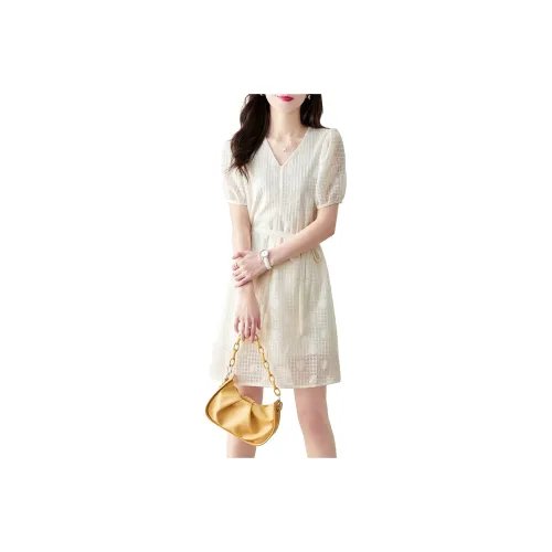 Still Quiet Short-Sleeved Dresses Women's Apricot