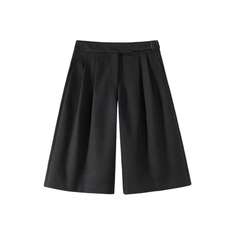 Hacikis Casual Shorts Women's Munich Black-0
