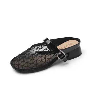 Cigna Odor Resistant Closed Toe Slippers Women's