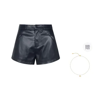 Three Quarters Casual Shorts Women's Black