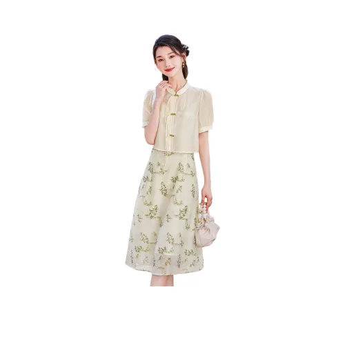Like The Age Of Water Skirt Set Women's Floral