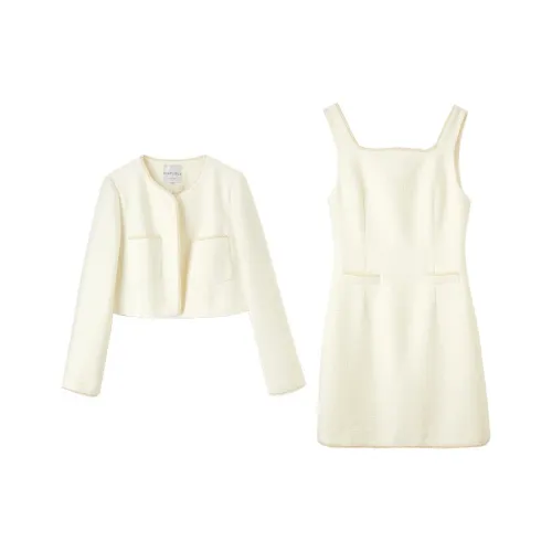 SENTUBILA Two Piece Skirt Sets Women's Pear Blossom Beige