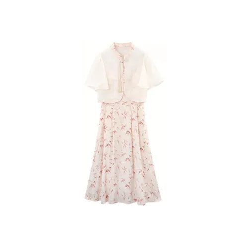 A Paradise For Awakening Skirt Set Women's Pink