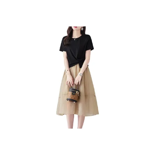 Still quiet Two Piece Skirt Sets Women's Clothing Set Black Top+Khaki Bottom