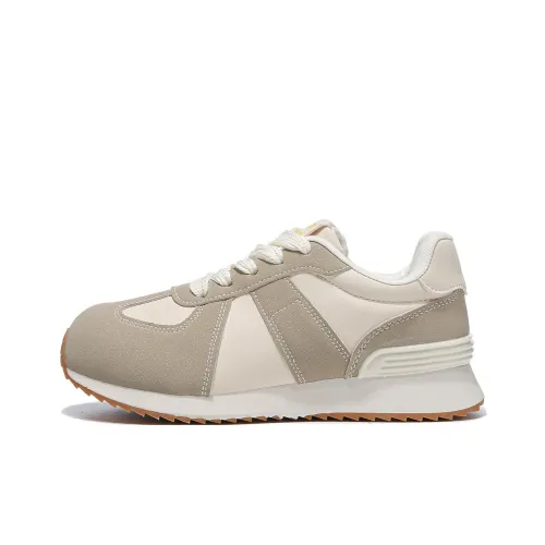 Little Red Man Low Top Casual Shoes Women's