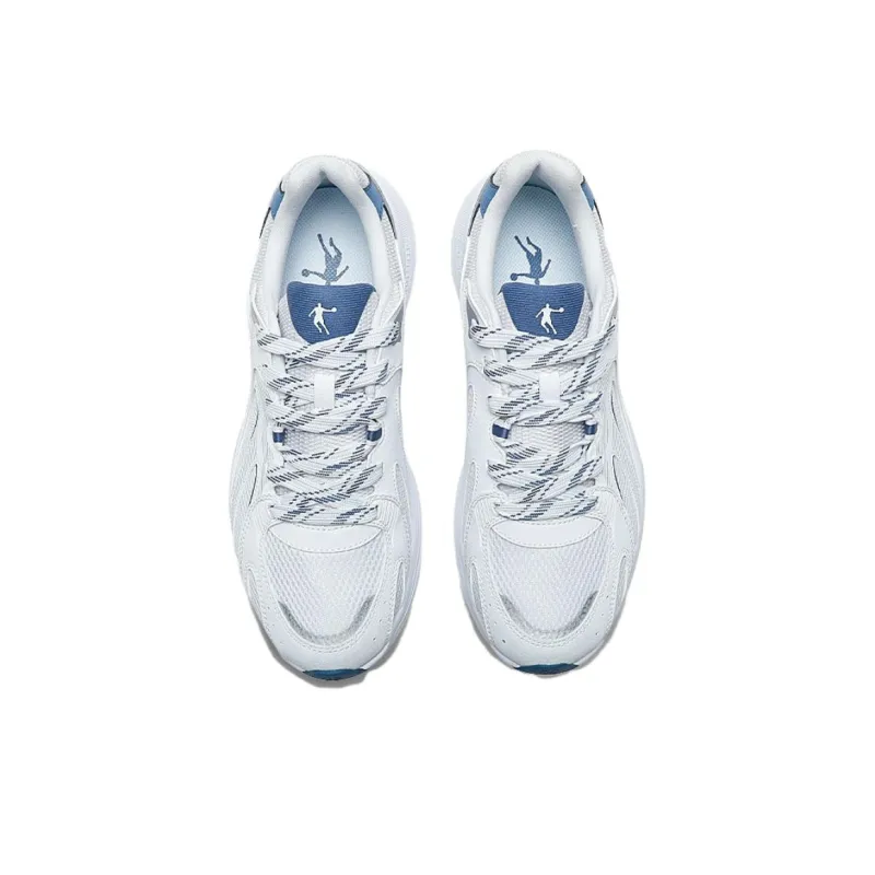 QIAODAN Anti Slip Wear Resistant Low Top Casual Running Shoes Men's White Silver-3