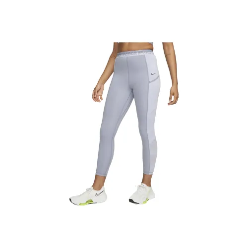 Nike Pro Women's High-Waisted 7/8 Training Leggings With Pockets