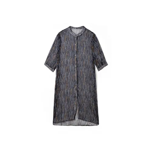 Mapping Shirts Women's Letter