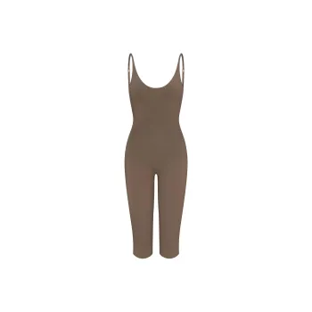 SKIMS SS25 SMOOTH LAYERS CAPRI CATSUIT Jumpsuit Women's TRUFFLE/Truffle Color