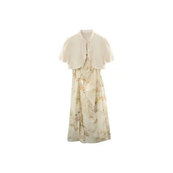 A Paradise For Awakening Skirt Set Women's Beige Apricot