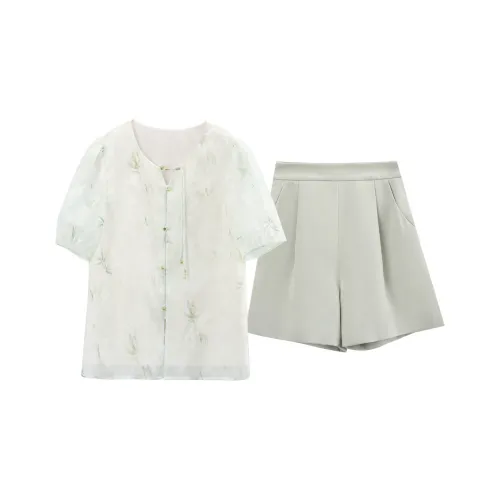 A Paradise For Awakening Casual Suit Women's Green