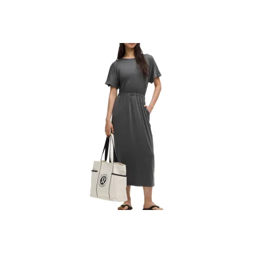 peaked Open Back Short Sleeved Dress Women's