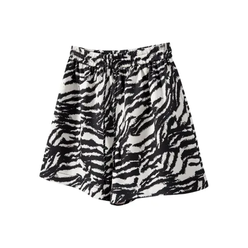 TOUCH Casual Shorts Women's Black Beige Zebra Print
