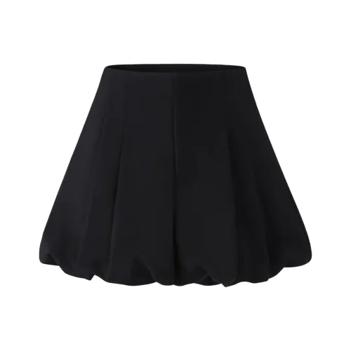 AVENEMENT Casual Shorts Women's