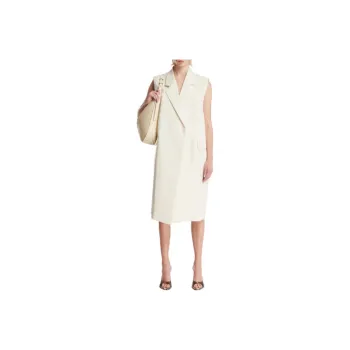 TOTEME Sleeveless Straight Hem Blazer