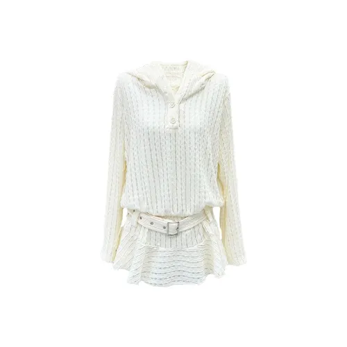 PAZZO Long Sleeved Dress Women's White Apricot