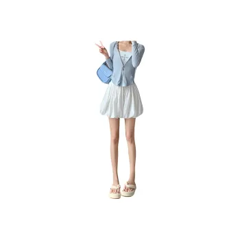 Flowers In Water Casual Shorts Women's